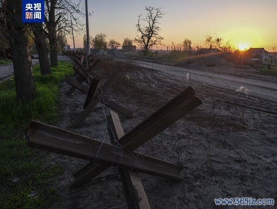 广源优配 30小时停火结束俄乌互指违约，美总统喊话：别打了，先谈生意